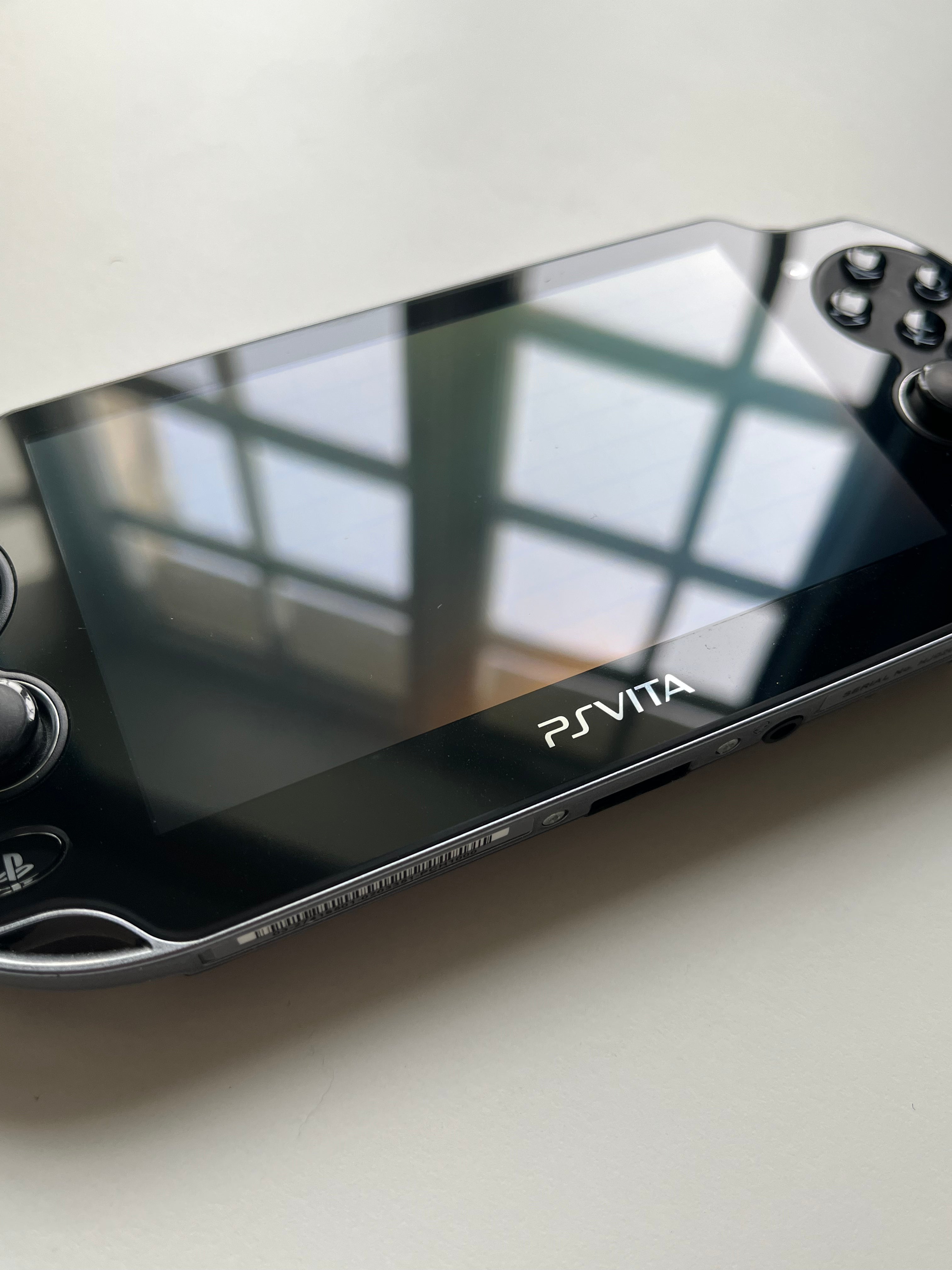 PSVITA 1000 OLED Black