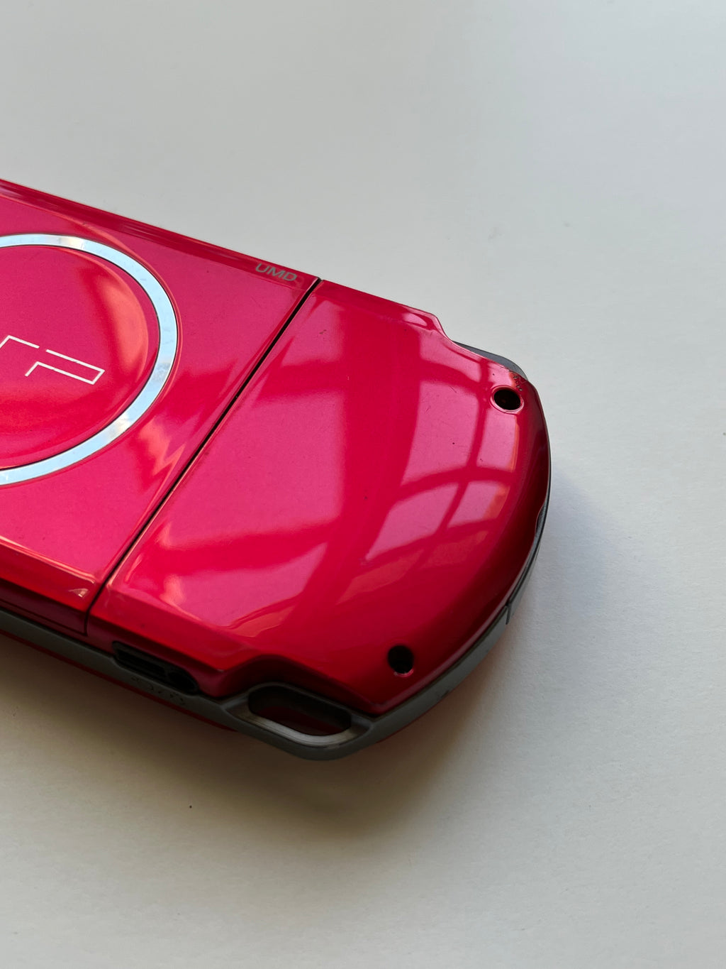 PSP 3000 Radiant Red/Black