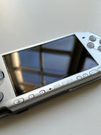 PSP 3000 Mystic Silver
