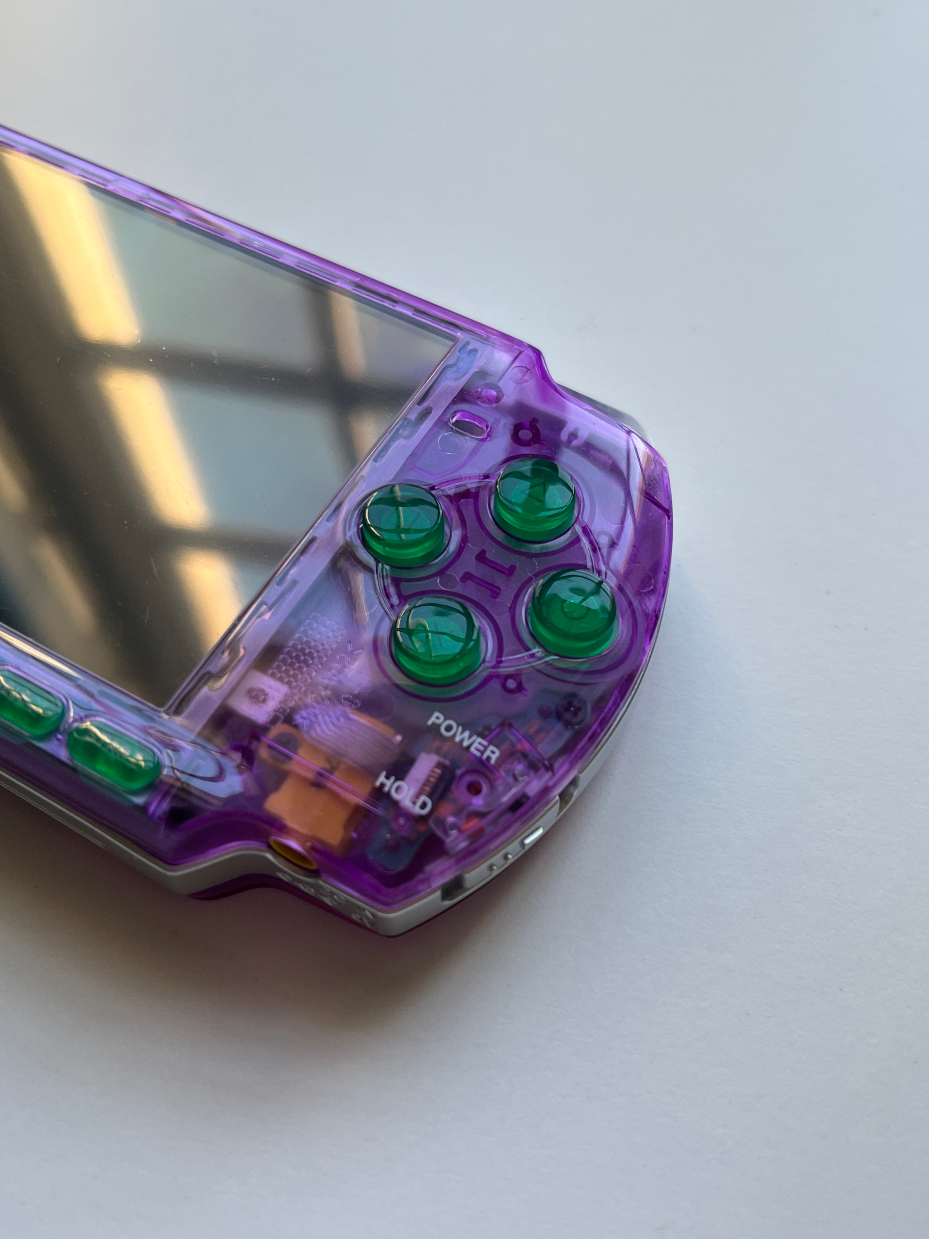 PSP 3000 Transparent Purple