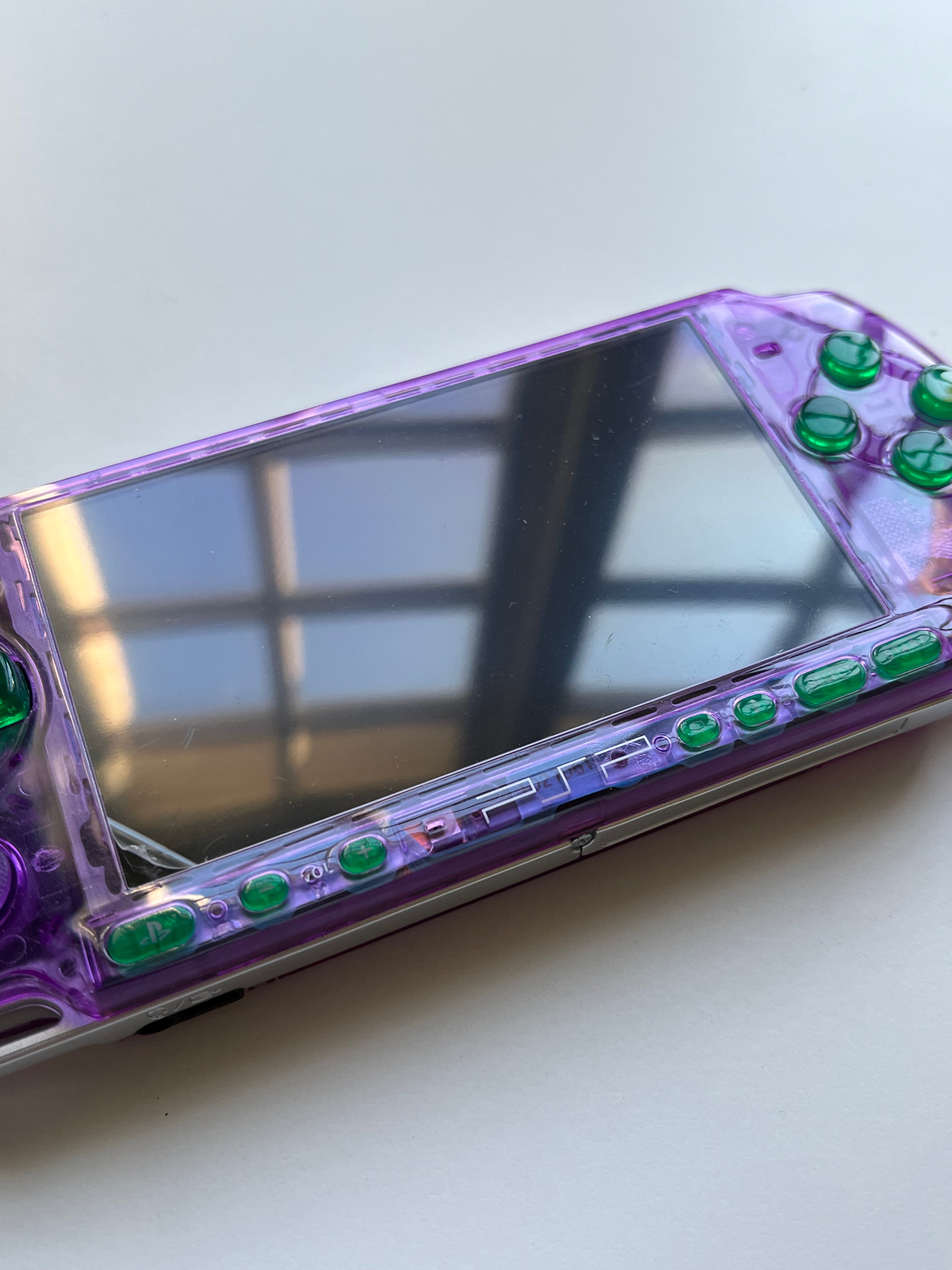 PSP 3000 Transparent Purple