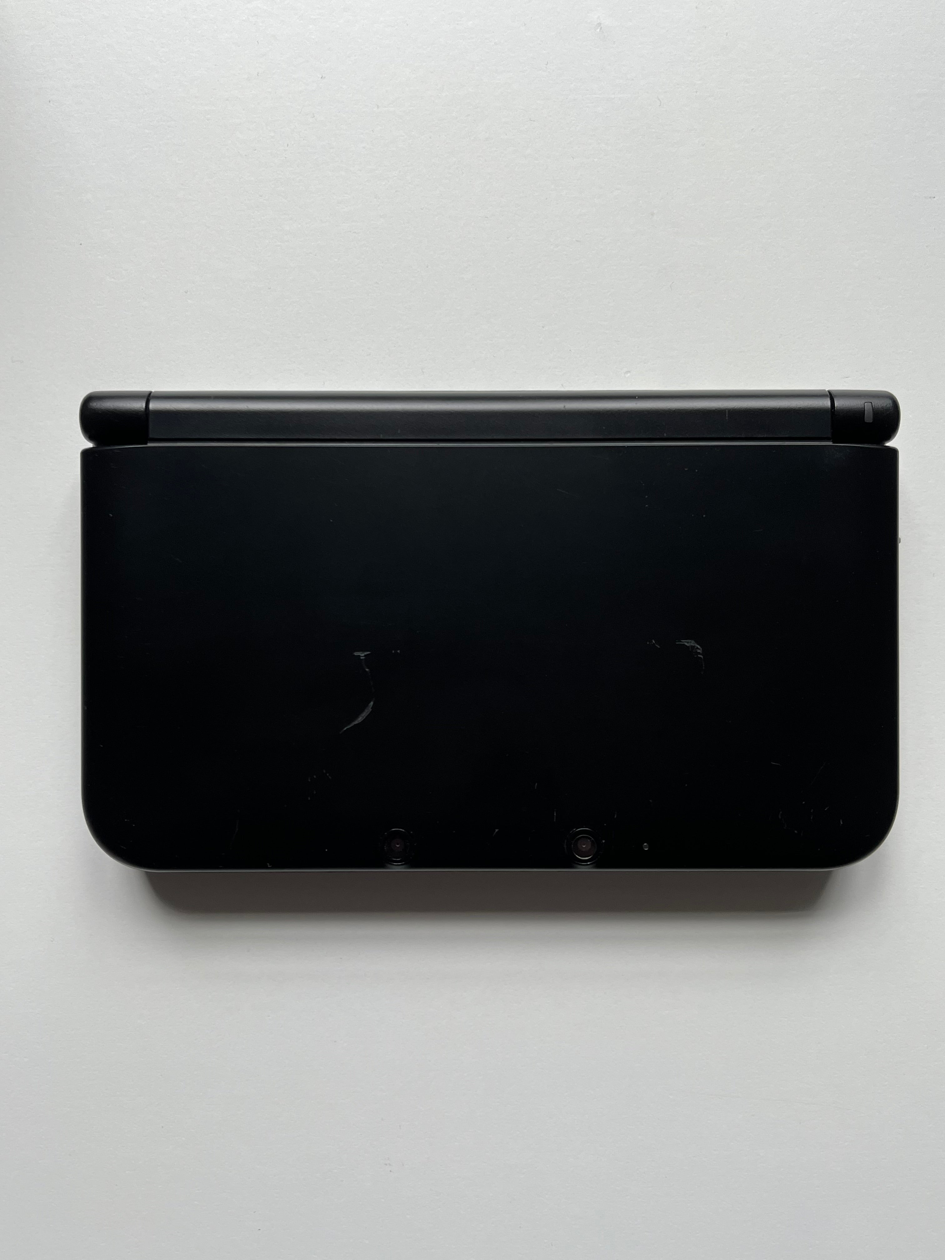 Black Nintendo 3DS XL