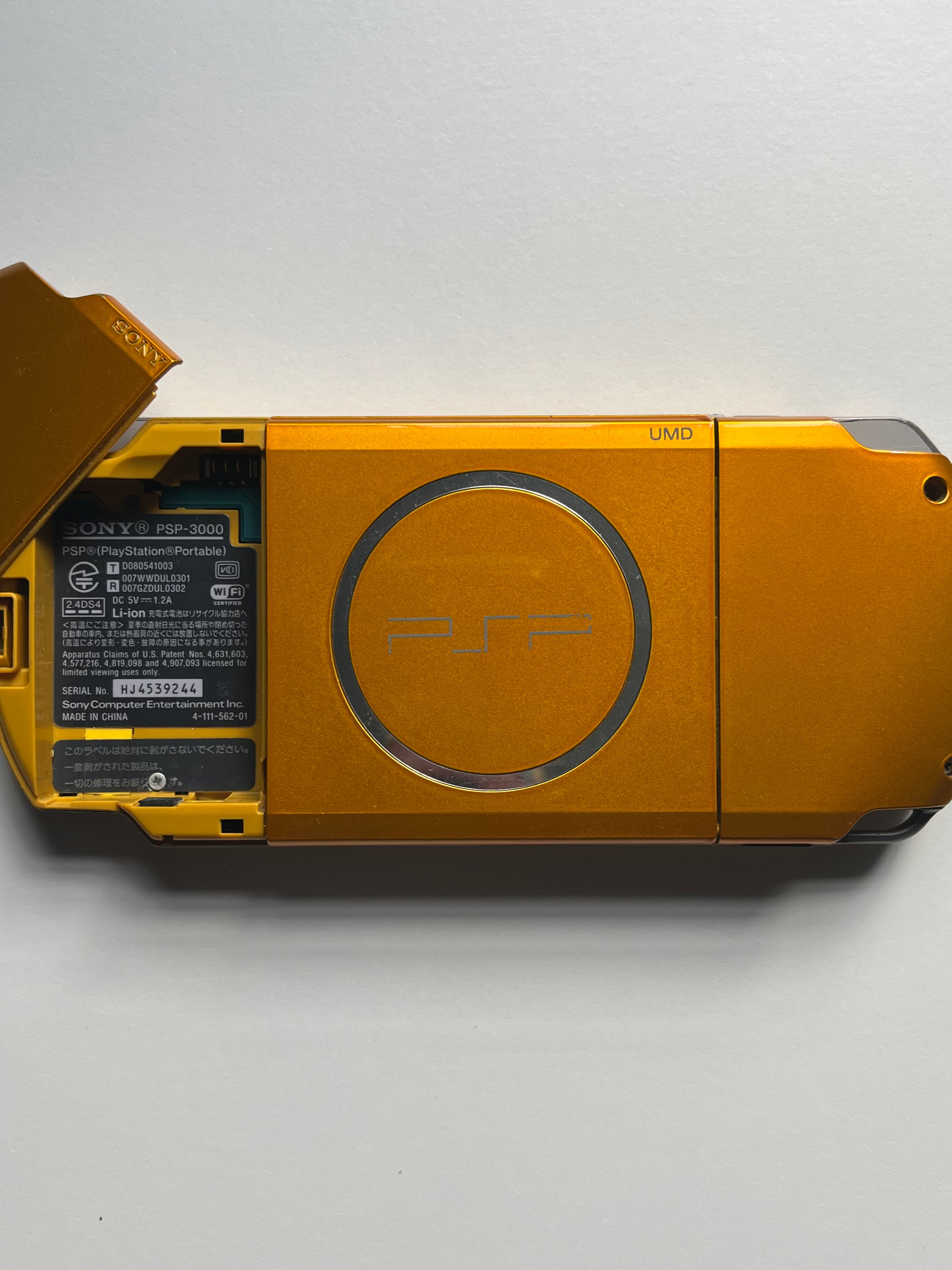 PSP 3000 Bright Yellow