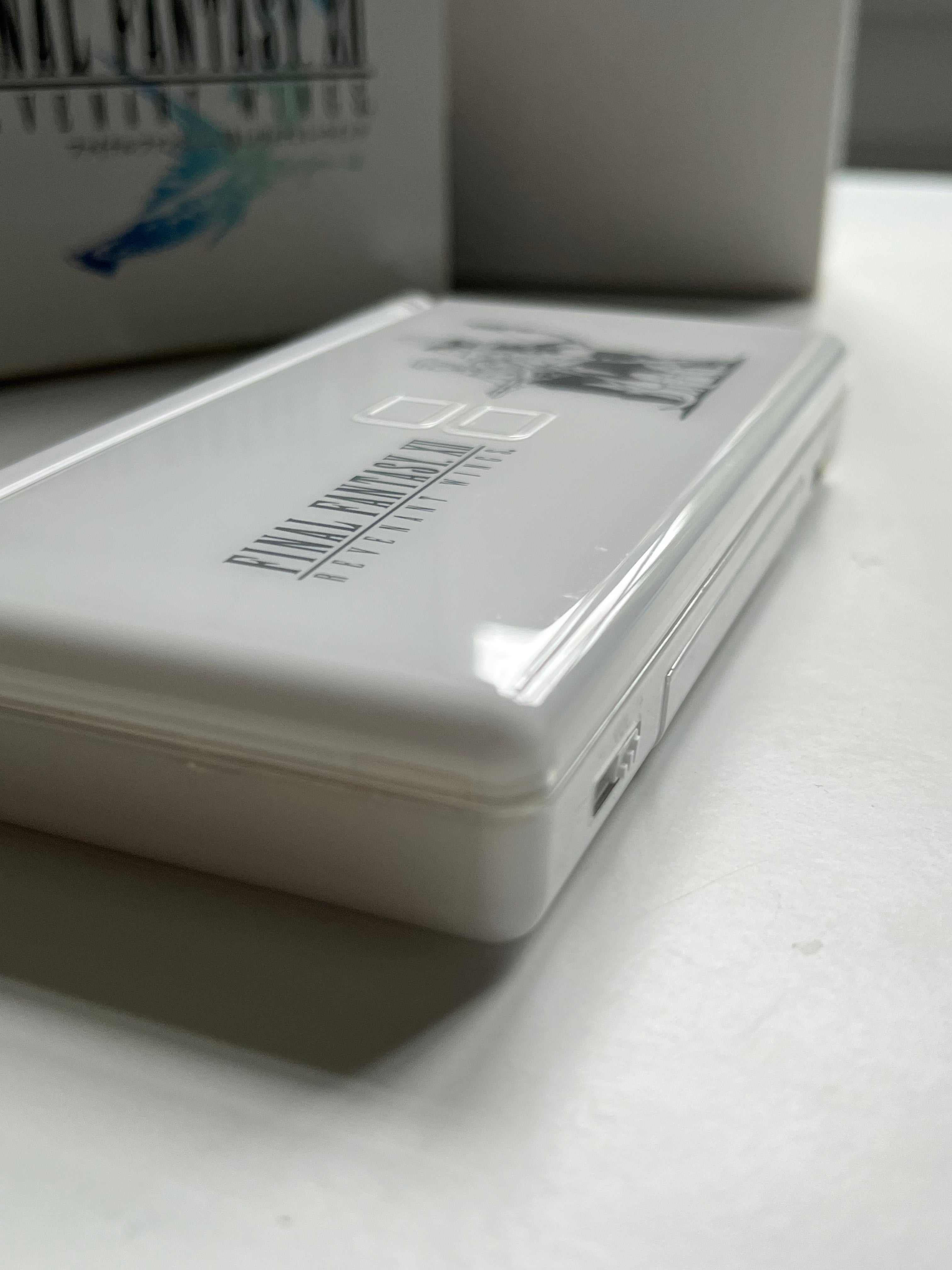 Nintendo DS lite Final Fantasy XII Revenant Wing Special Edition