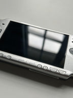 PSP 2000 Silver