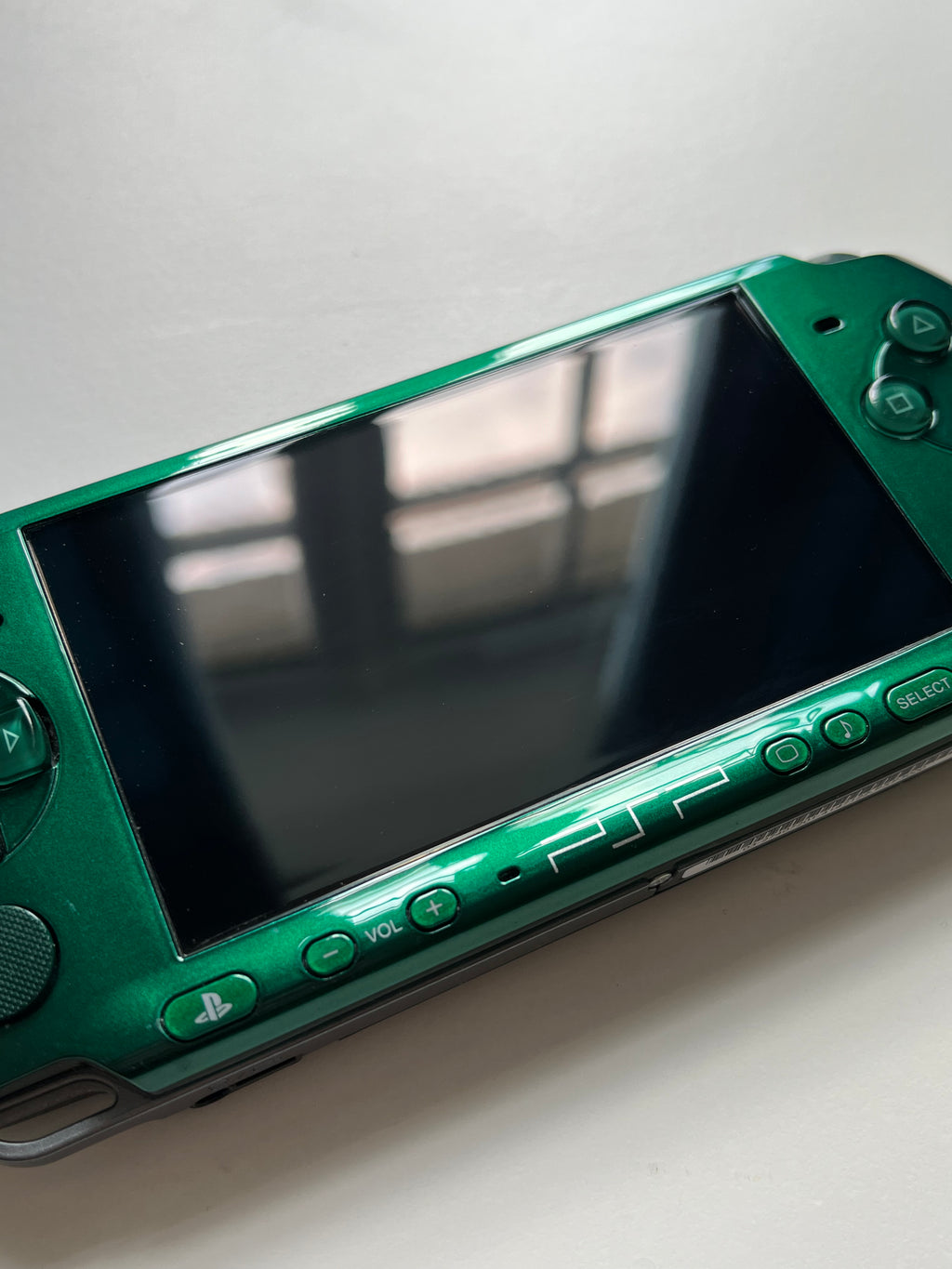 PSP 3000 Spirited Green