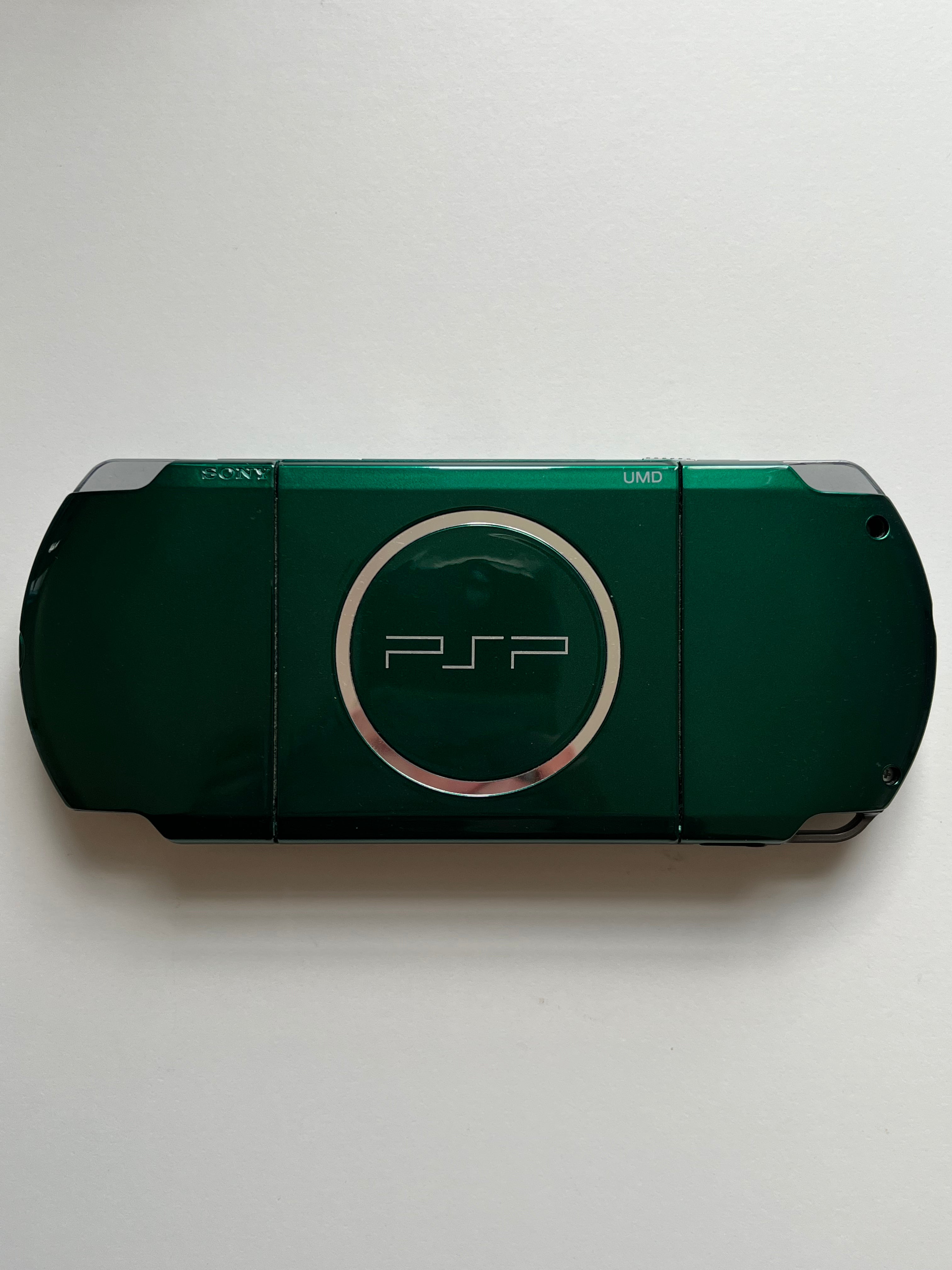 PSP 3000 Spirited Green