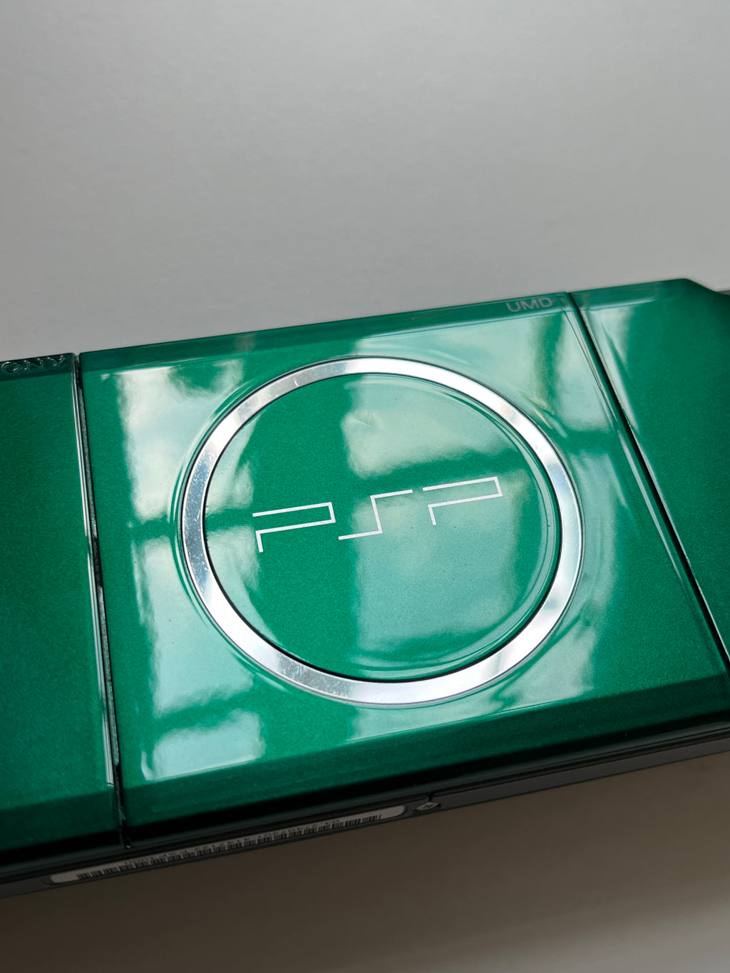 PSP 3000 Spirited Green