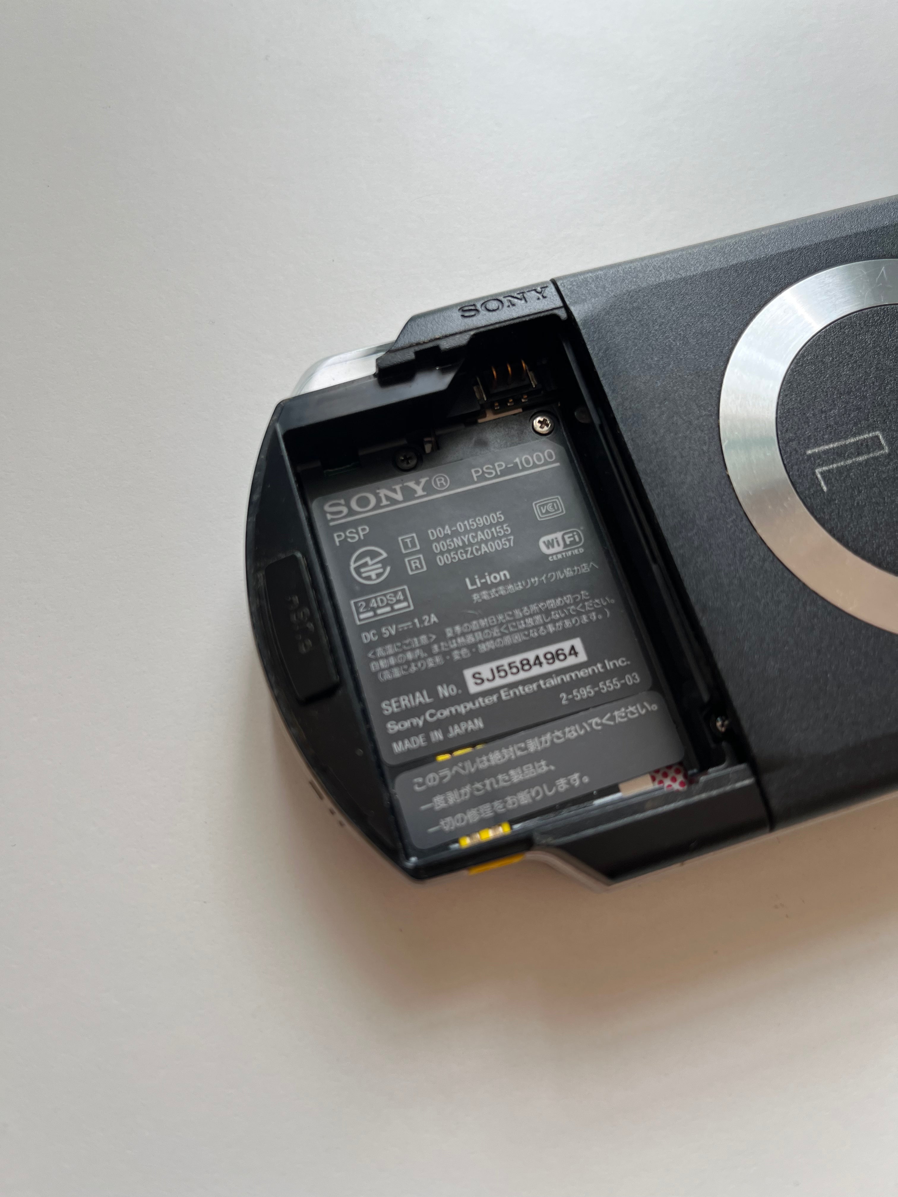 PSP 1000 Piano Black (with box)