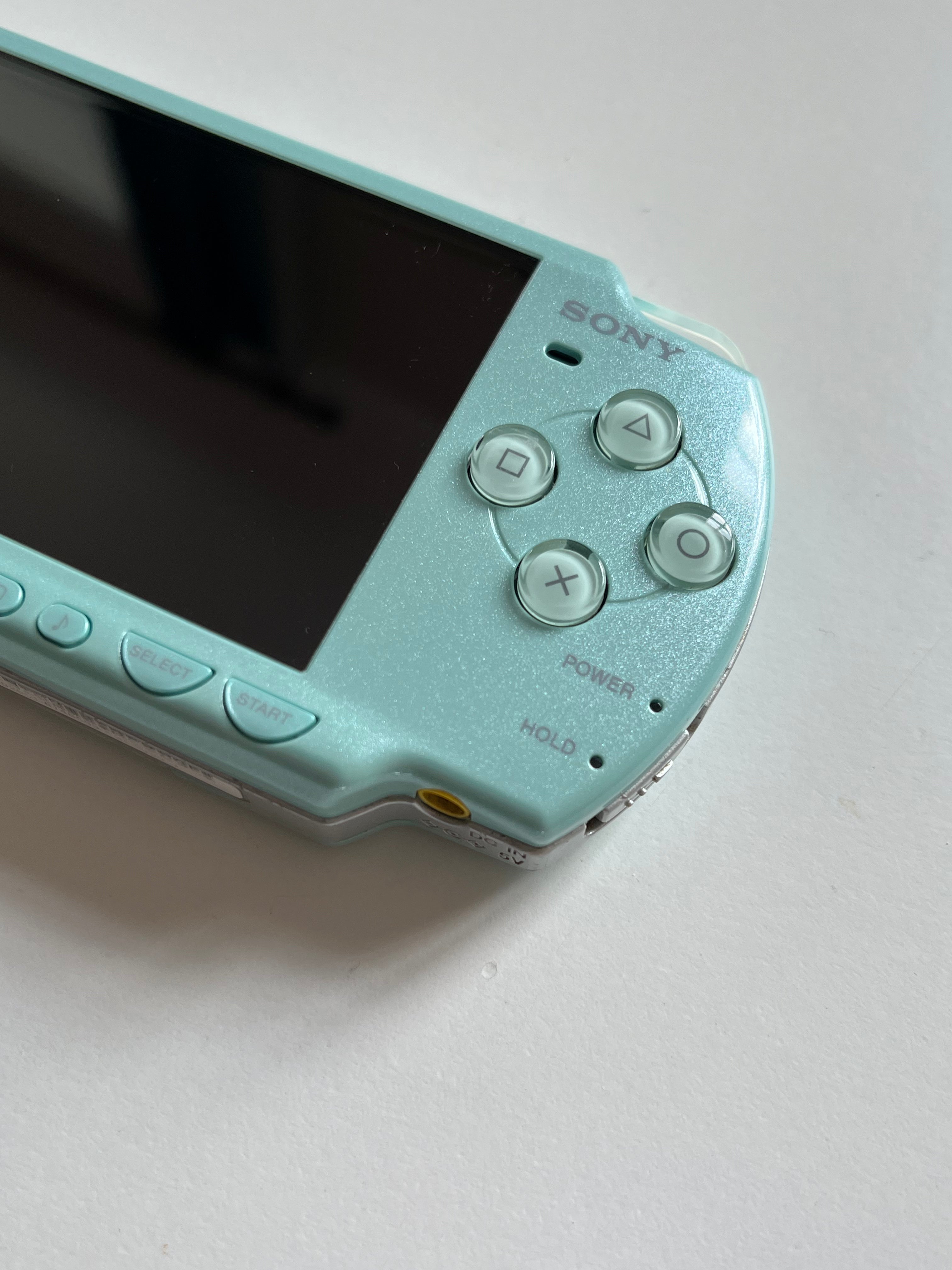 PSP 2000 Mint Green