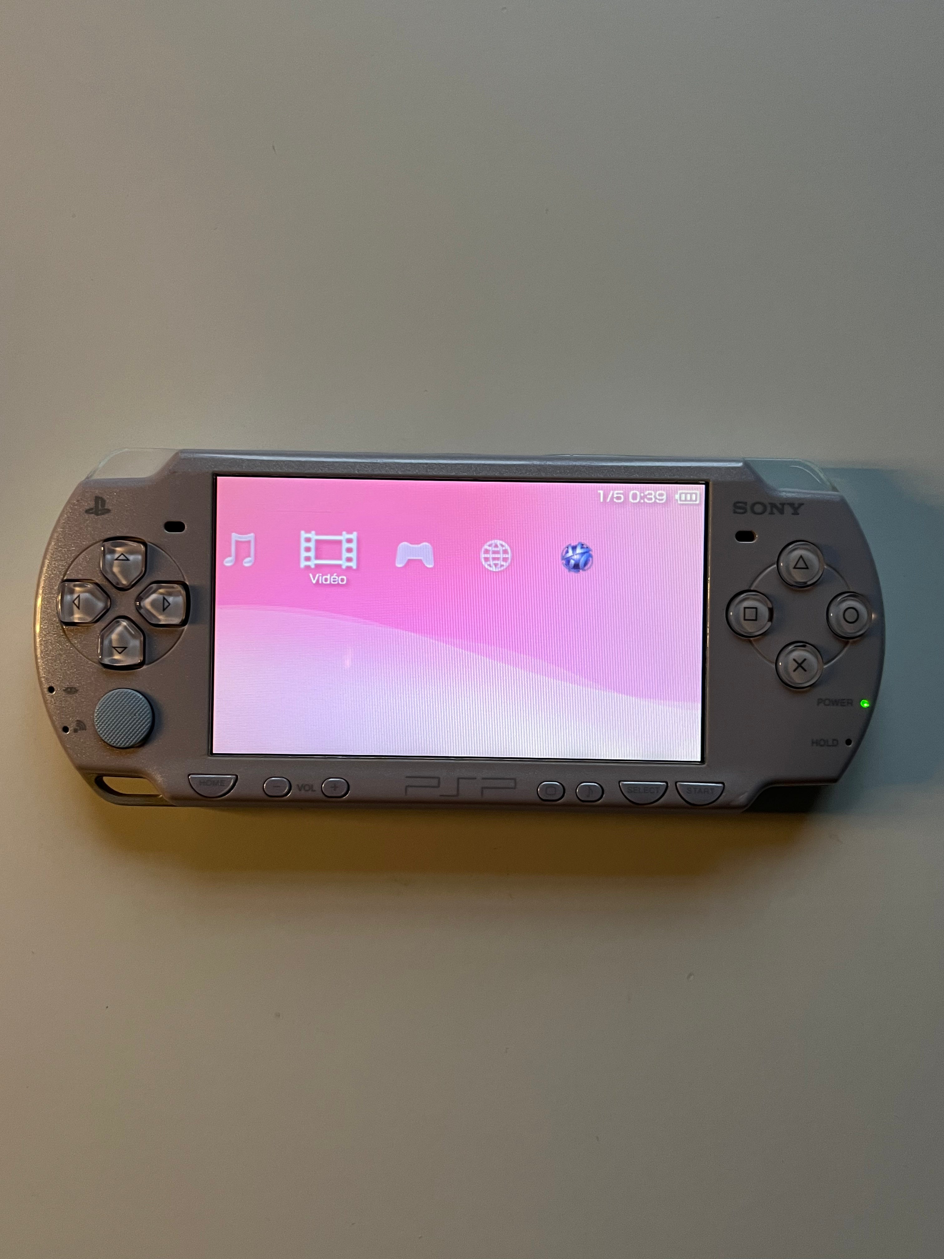 PSP 2000 Lavender Pink