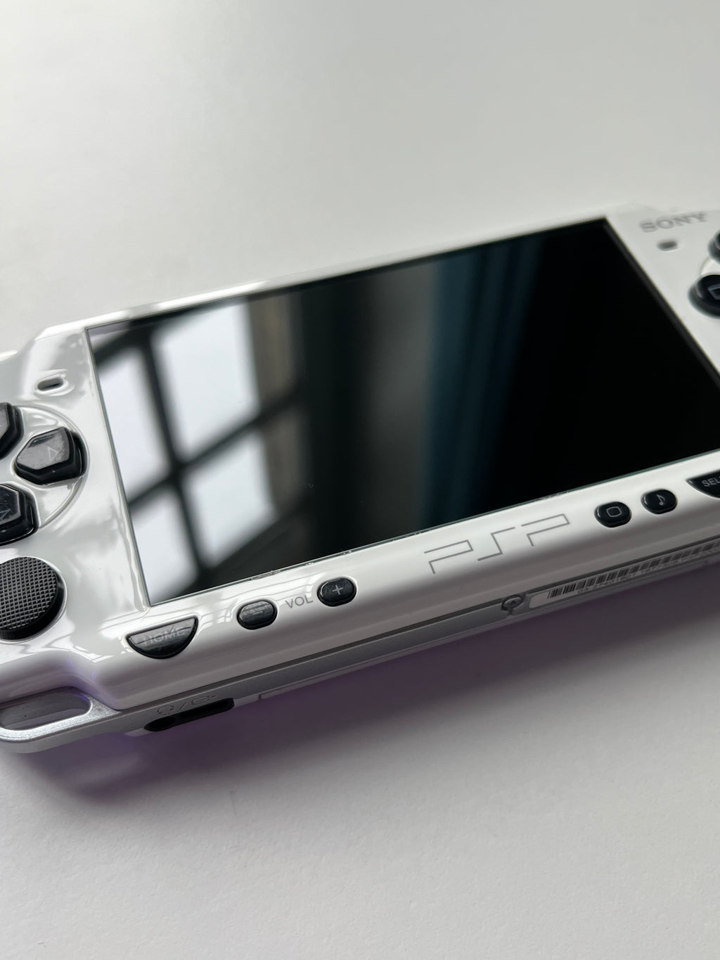 PSP 2000 White Black