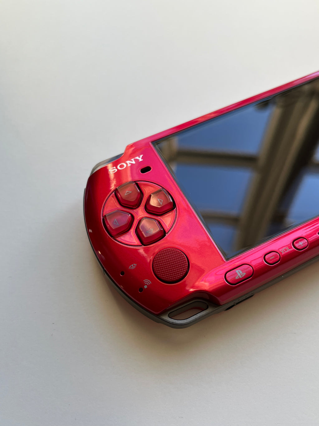 PSP 3000 - Radiant Red