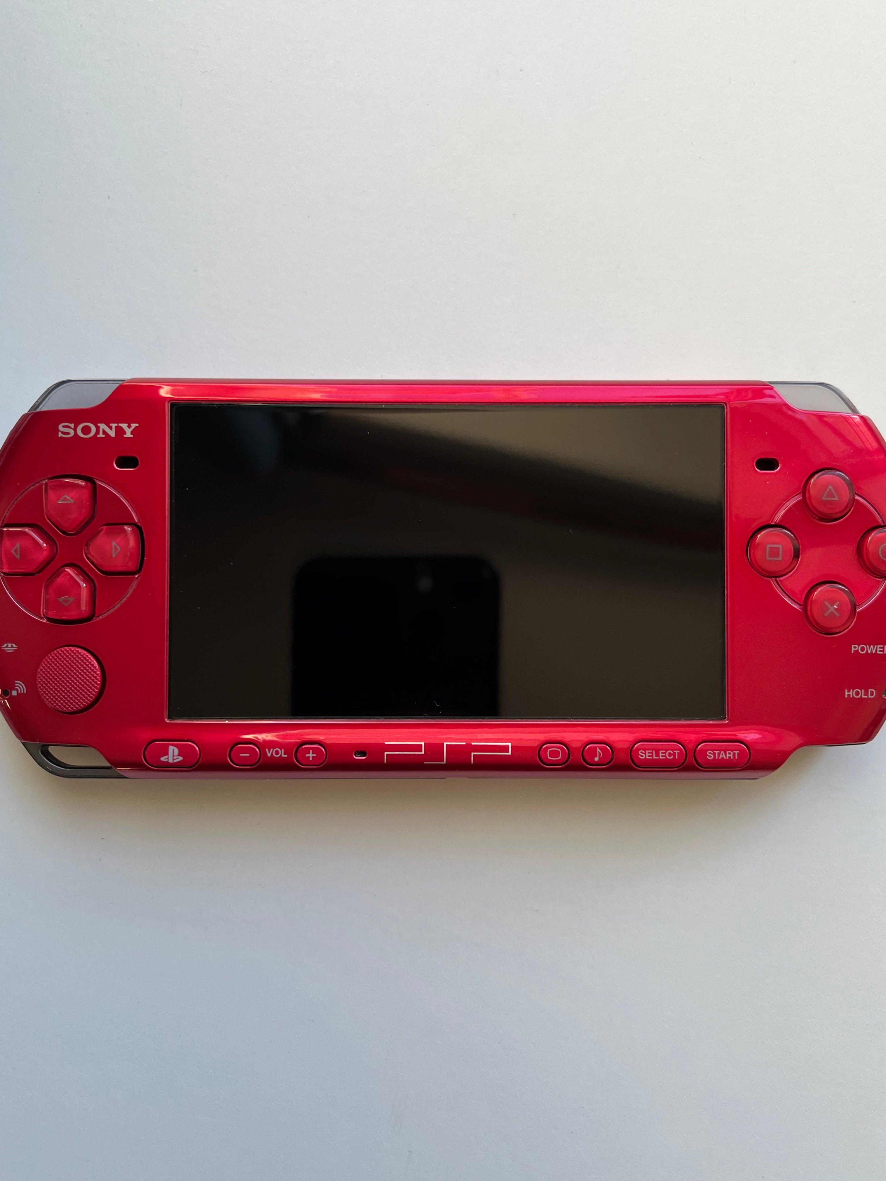 PSP 3000 - Radiant Red