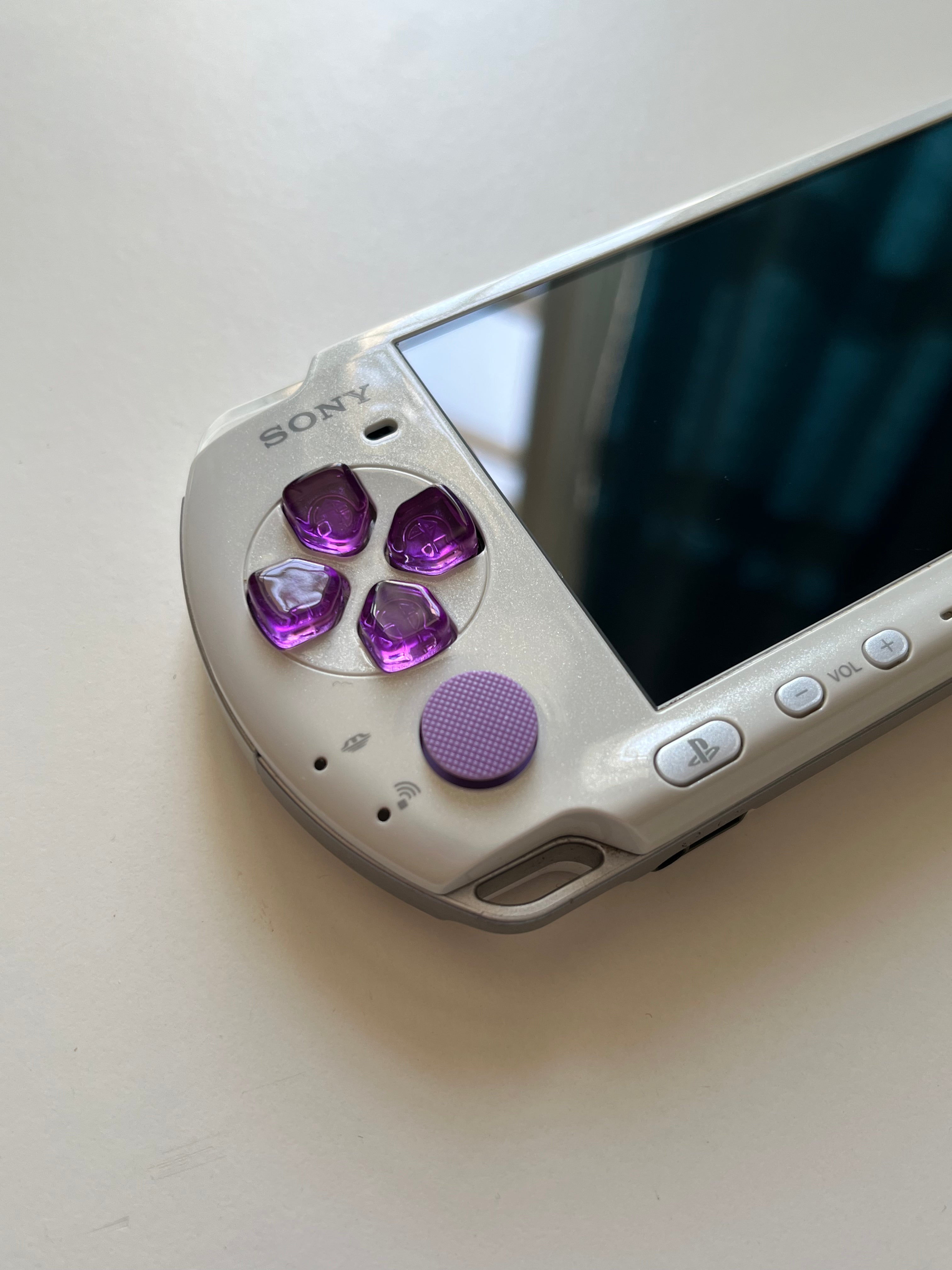 PSP 3000 - Pearl White - Purple
